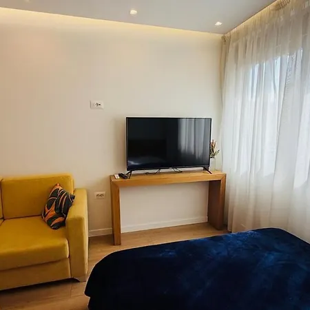 Apartment 64bs Condor